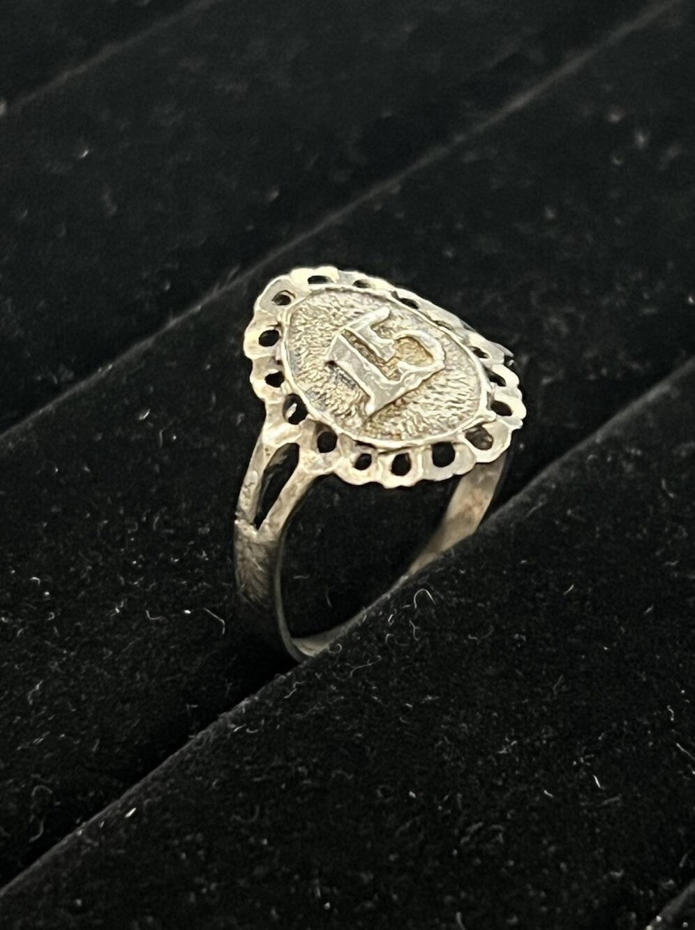 Vintage 925 Sterling Silver Quinceañera Sweet 15 Ring Size 8.5